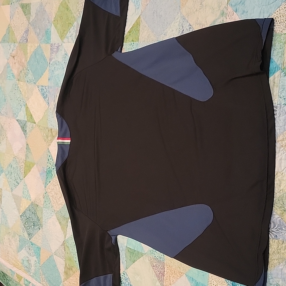 Nike tee - Picture 3 of 5